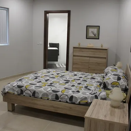 Apartamento Hal Saghtrija Zebbug (Gozo)
